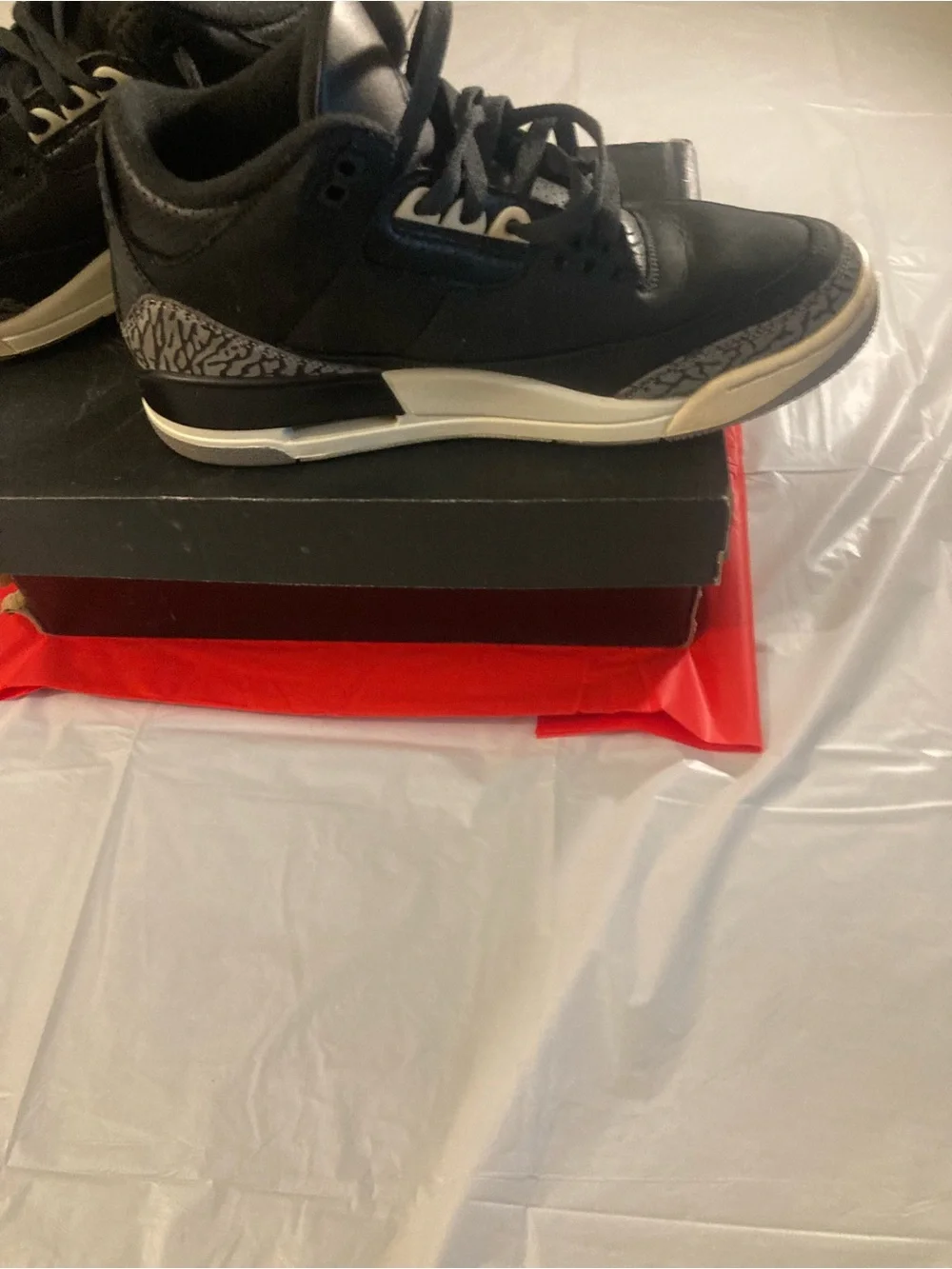Jordan Men Black Sneakers with Grey Elephant Print